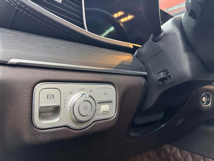 Фото 9 - Mercedes-Benz GLE-Class