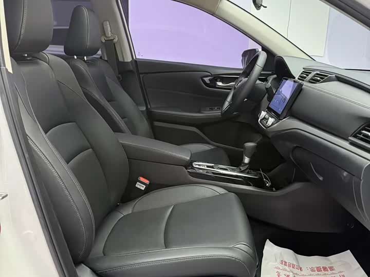 Фото 18 - Honda Envix