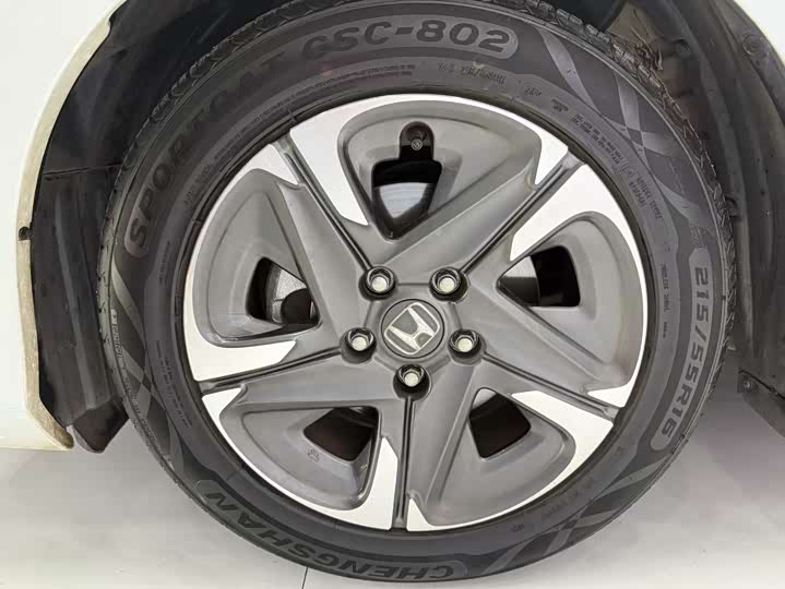 Фото 7 - Honda Envix