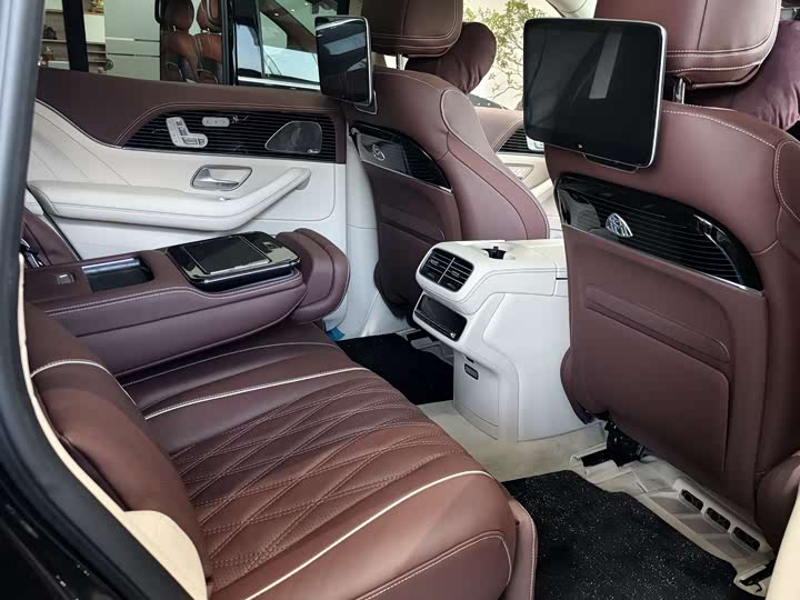 Фото 14 - Mercedes-Benz GLS-Class