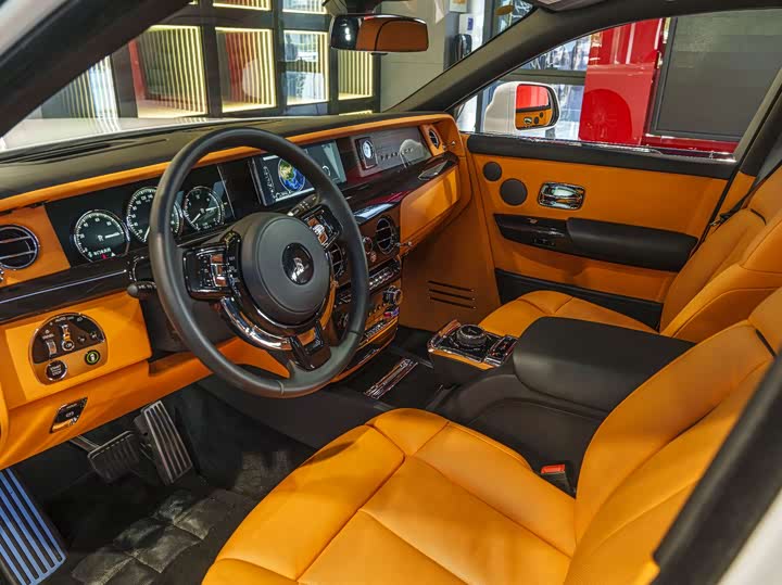 Фото 12 - Rolls-Royce Phantom