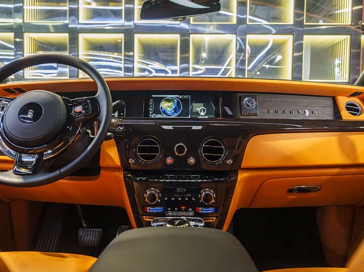 Фото 13 - Rolls-Royce Phantom