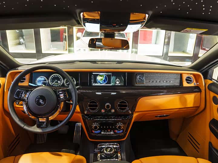 Фото 17 - Rolls-Royce Phantom