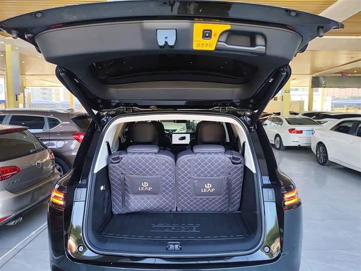 Фото 19 - Leapmotor C16