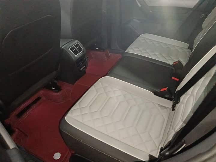 Фото 17 - Volkswagen Tayron