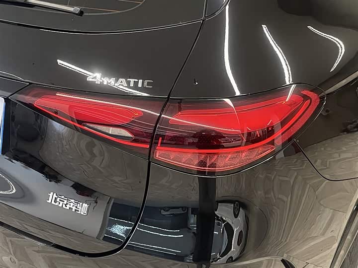 Фото 10 - Mercedes-Benz GLC-Class