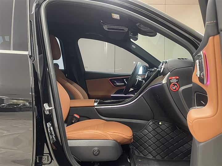 Фото 17 - Mercedes-Benz GLC-Class