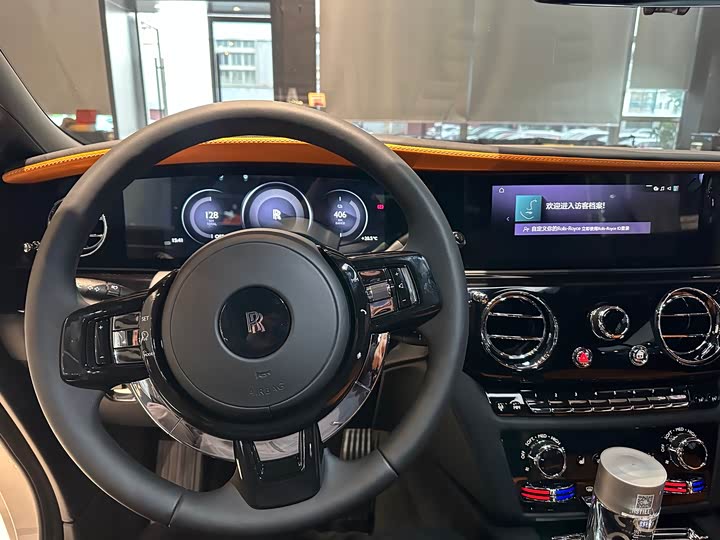 Фото 11 - Rolls-Royce Spectre