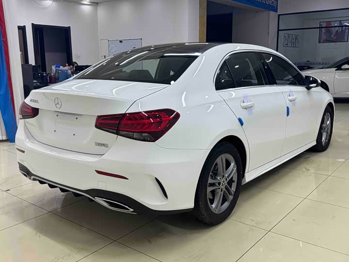 Фото 6 - Mercedes-Benz A-Class