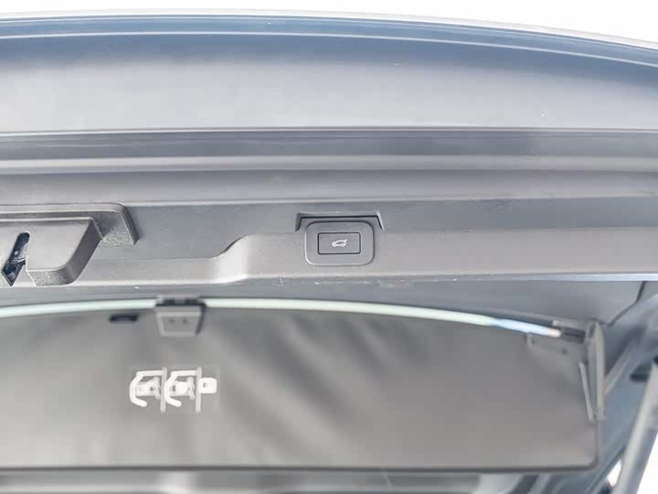 Фото 10 - Land Rover Discovery