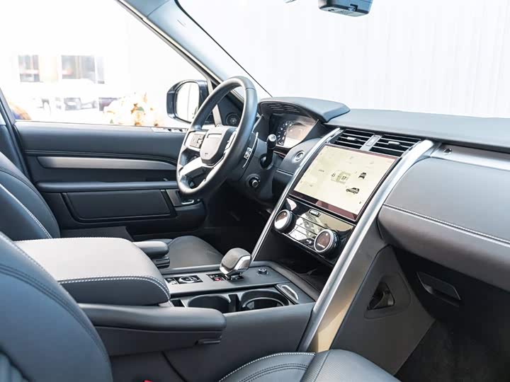 Фото 24 - Land Rover Discovery