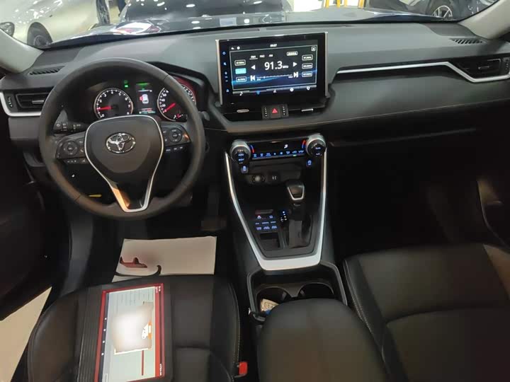 Фото 10 - Toyota Wildlander