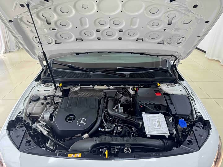 Фото 19 - Mercedes-Benz A-Class