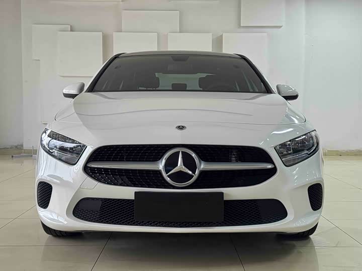 Фото 2 - Mercedes-Benz A-Class