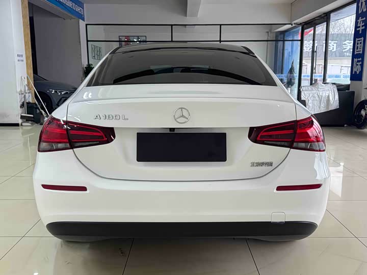 Фото 5 - Mercedes-Benz A-Class