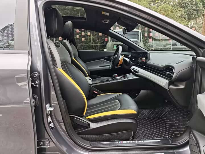 Фото 12 - GAC Trumpchi Empow R