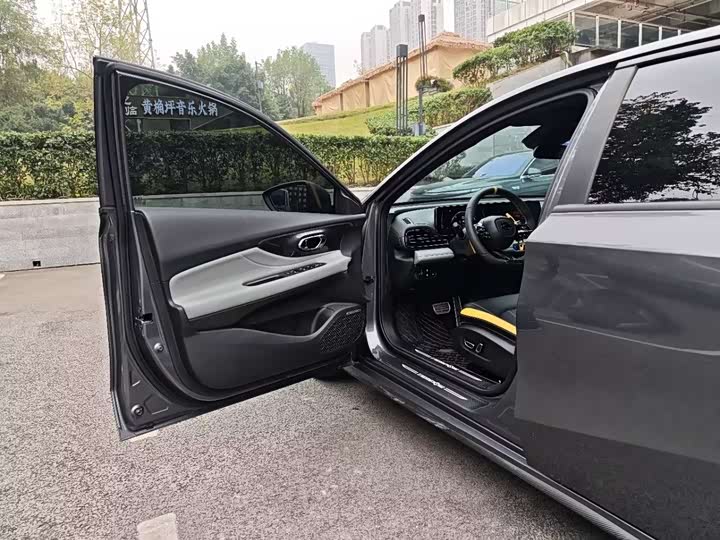 Фото 25 - GAC Trumpchi Empow R