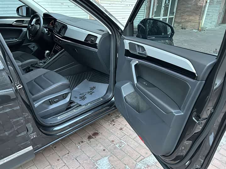 Фото 16 - Volkswagen Tayron