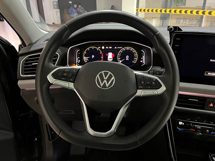 Фото 12 - Volkswagen Tayron