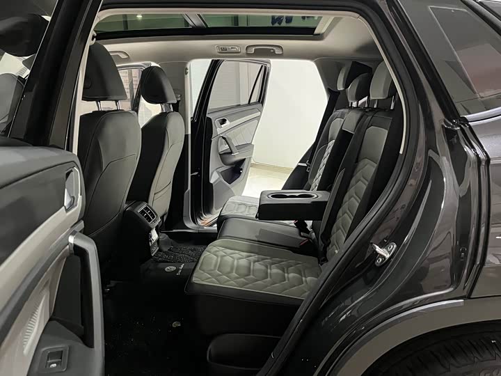 Фото 9 - Volkswagen Tayron