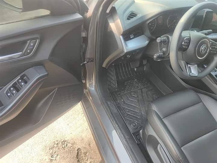 Фото 16 - MG Motor 5