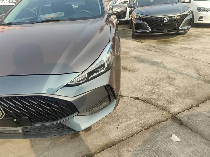 Фото 24 - MG Motor 5