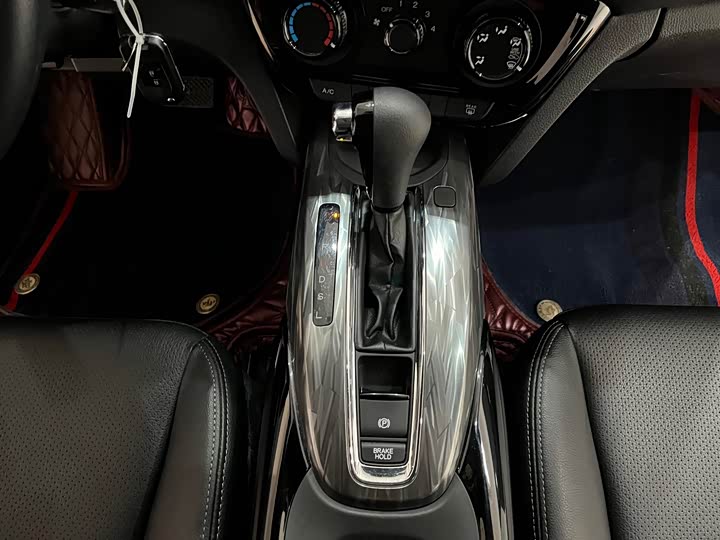 Фото 14 - Honda XR-V