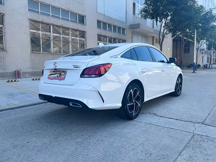 Фото 6 - MG Motor 5