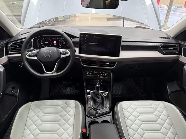 Фото 20 - Volkswagen Tayron