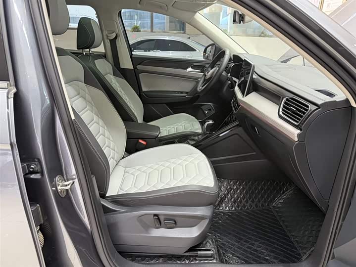 Фото 21 - Volkswagen Tayron