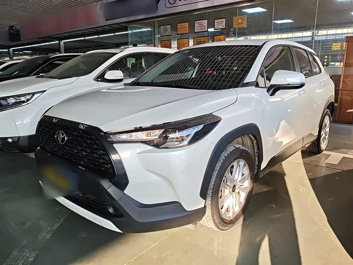 Фото 2 - Toyota Corolla Cross