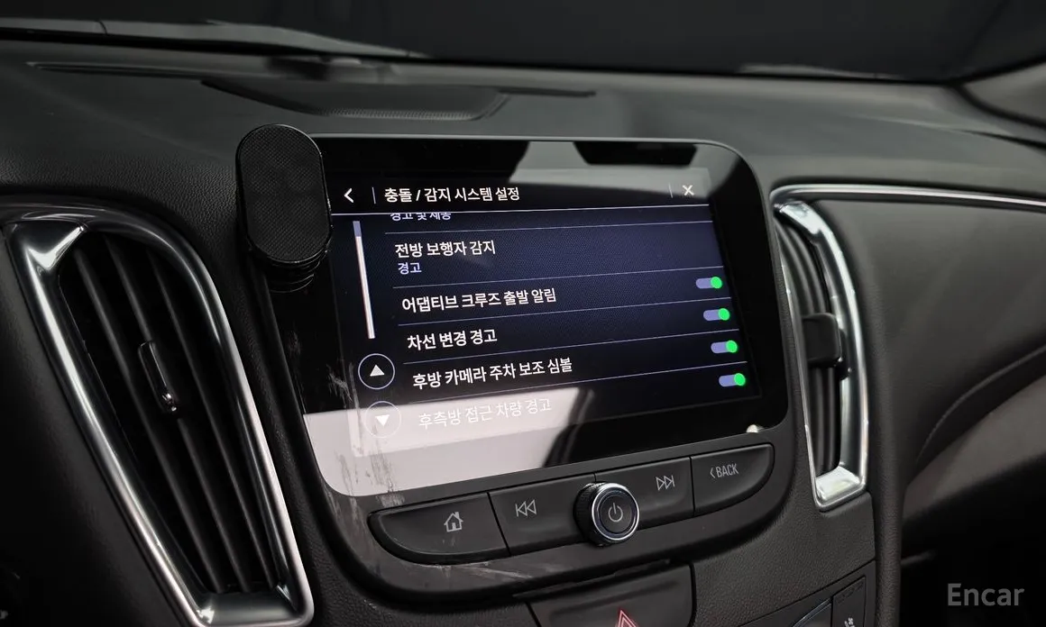 Фото 16 - Chevrolet Malibu