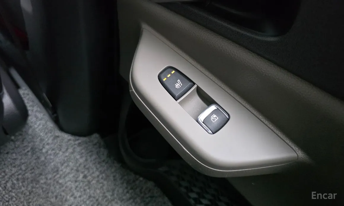 Фото 19 - Kia Carnival