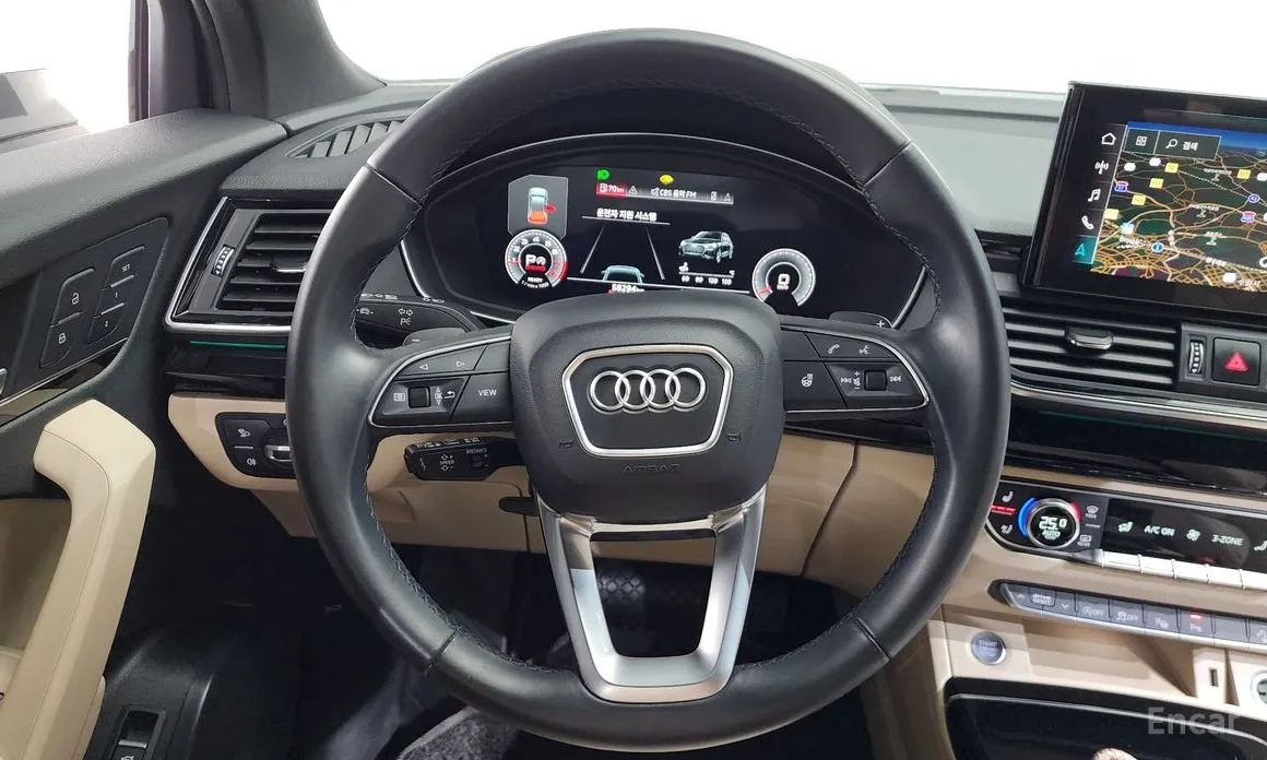 Фото 13 - Audi Q5