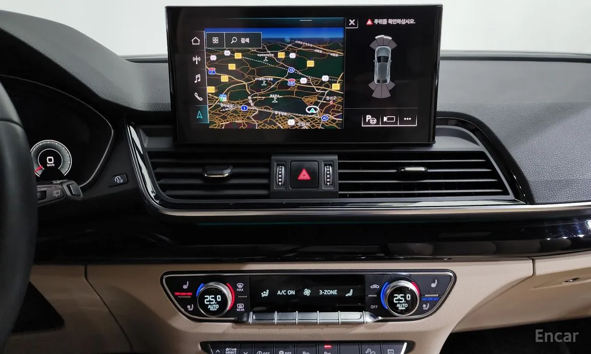 Фото 14 - Audi Q5