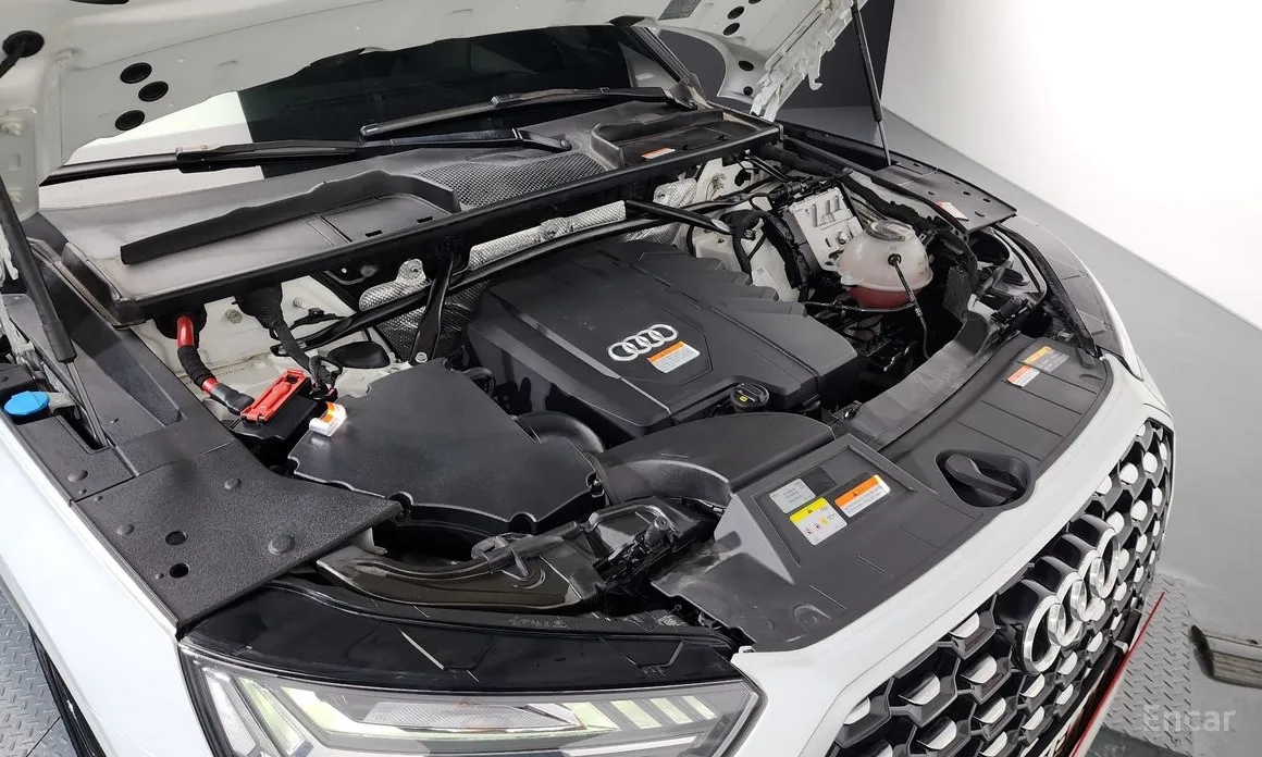 Фото 6 - Audi Q5