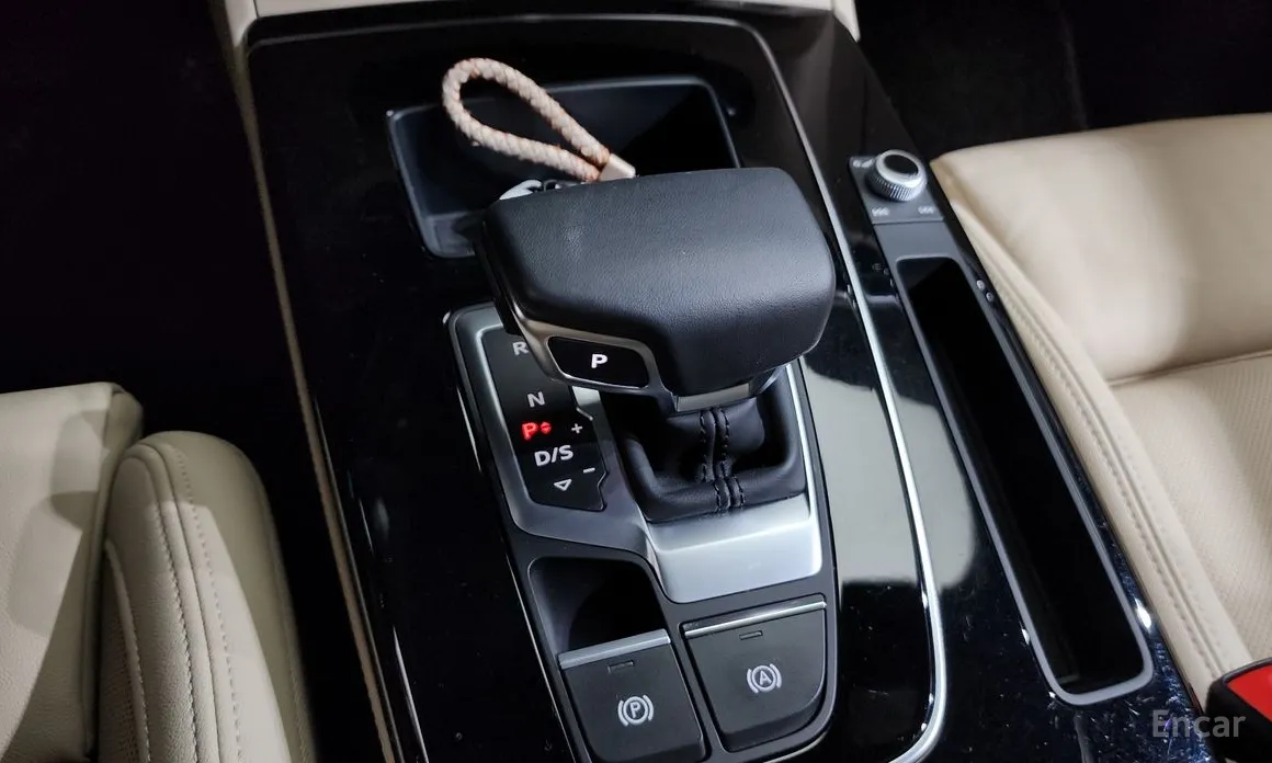 Фото 9 - Audi Q5