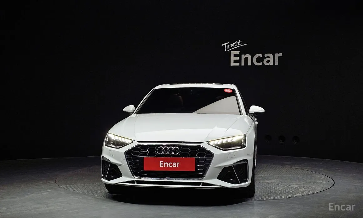 Фото 3 - Audi A4