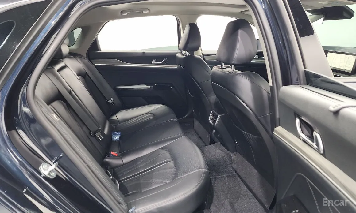 Фото 12 - Kia K5