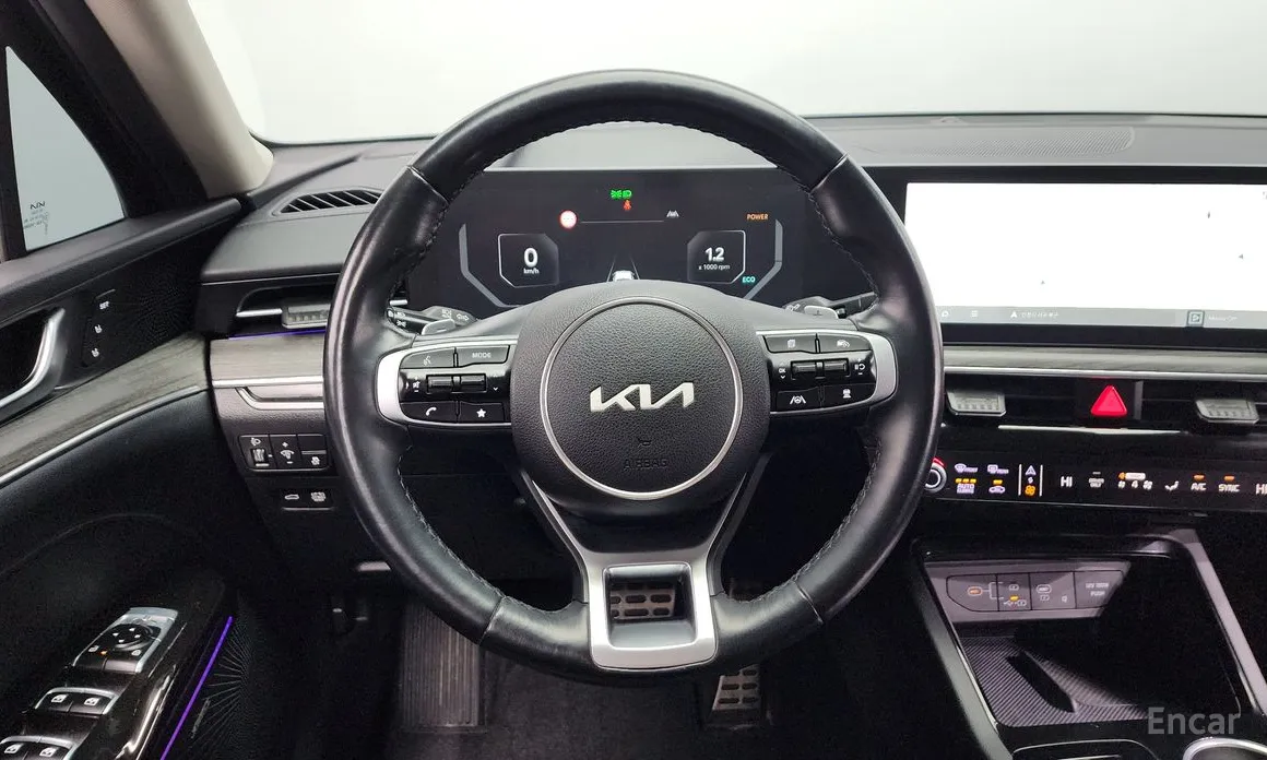 Фото 13 - Kia K5