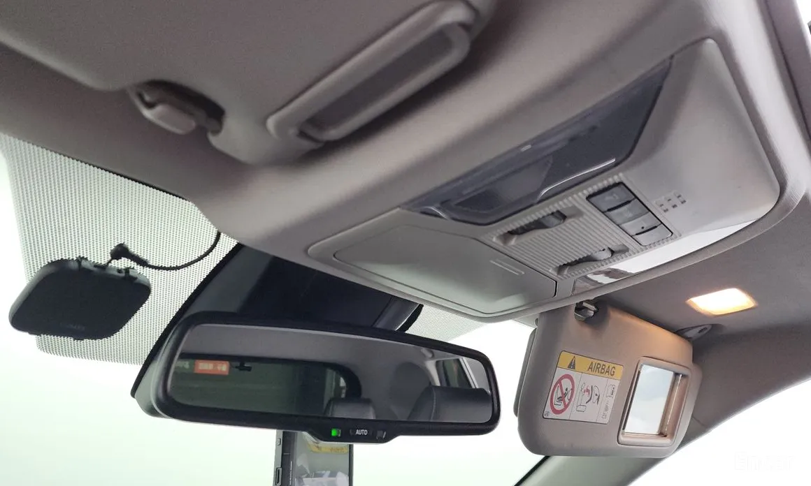 Фото 18 - Toyota RAV4