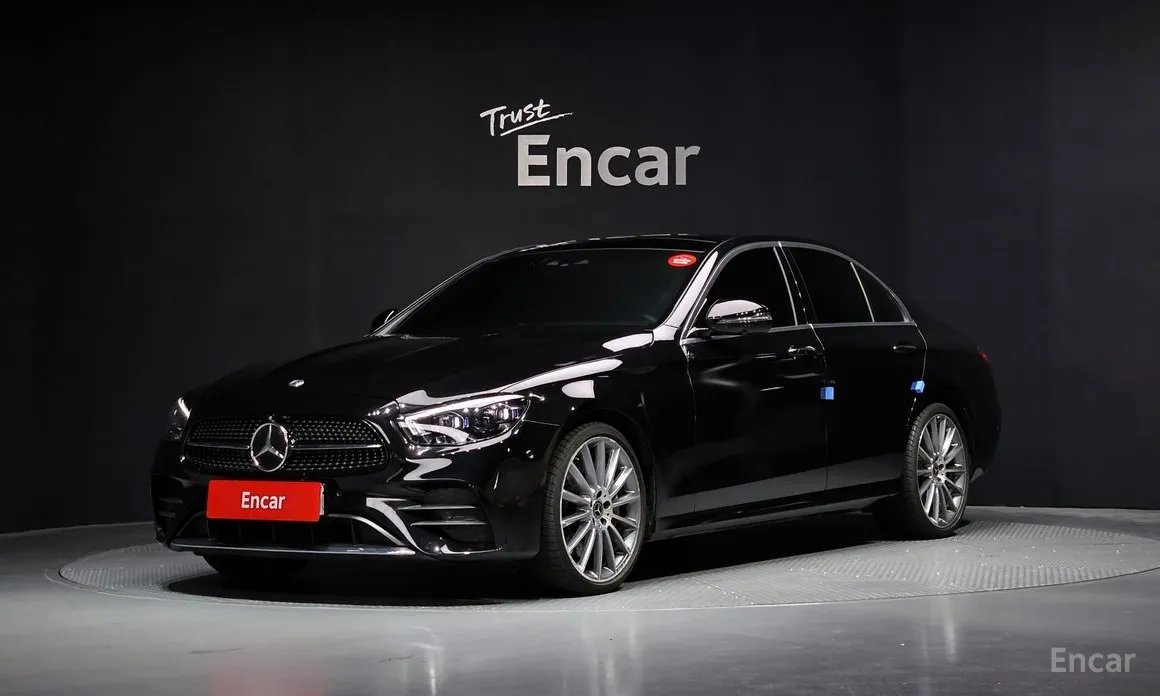 Фото 1 - Mercedes-Benz E-Class