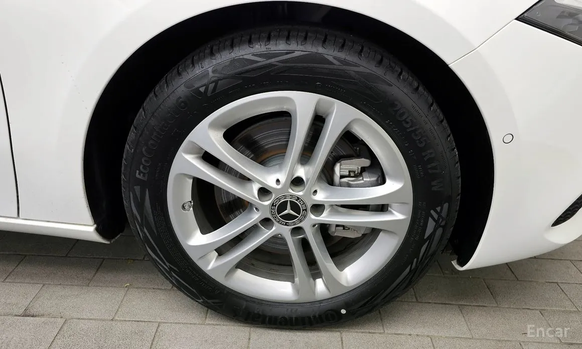 Фото 5 - Mercedes-Benz A-Class