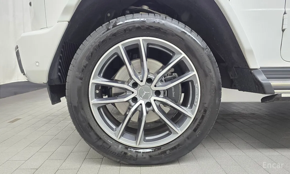 Фото 5 - Mercedes-Benz G-Class