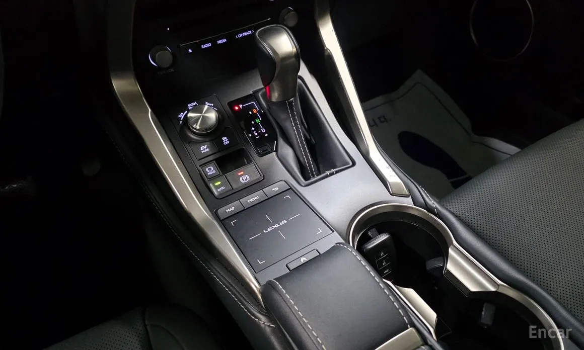 Lexus NX 2014 Executive