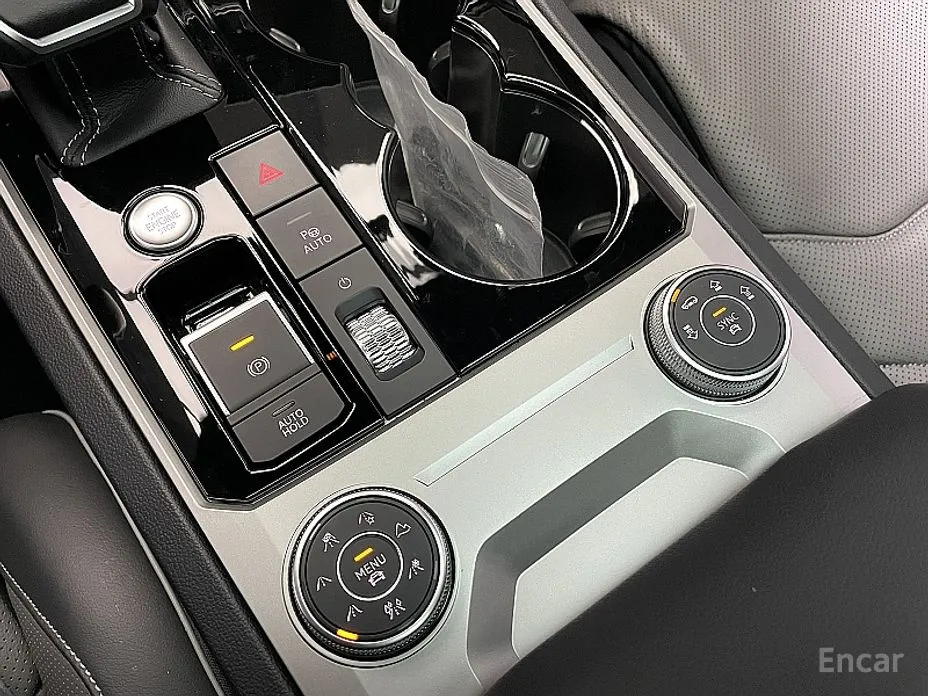 Фото 15 - Volkswagen Touareg