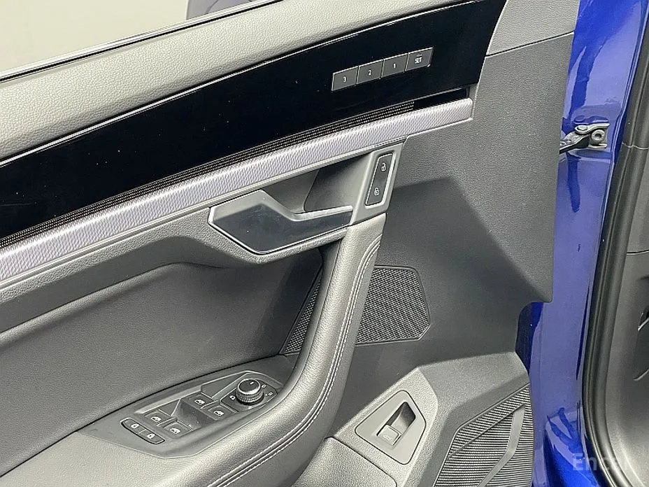 Фото 18 - Volkswagen Touareg