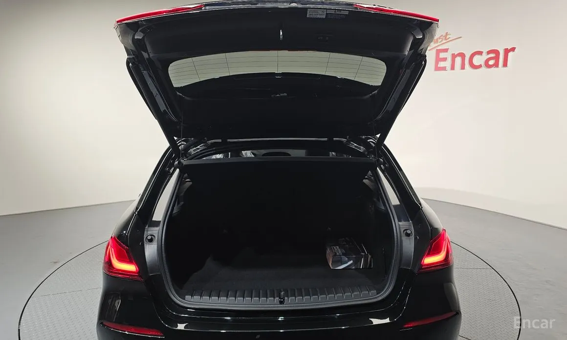 Фото 20 - BMW 1 Series