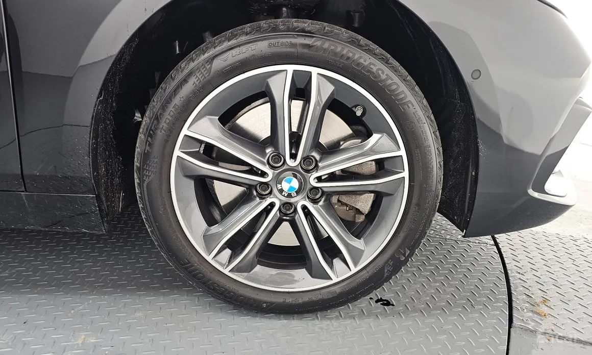 Фото 5 - BMW 1 Series