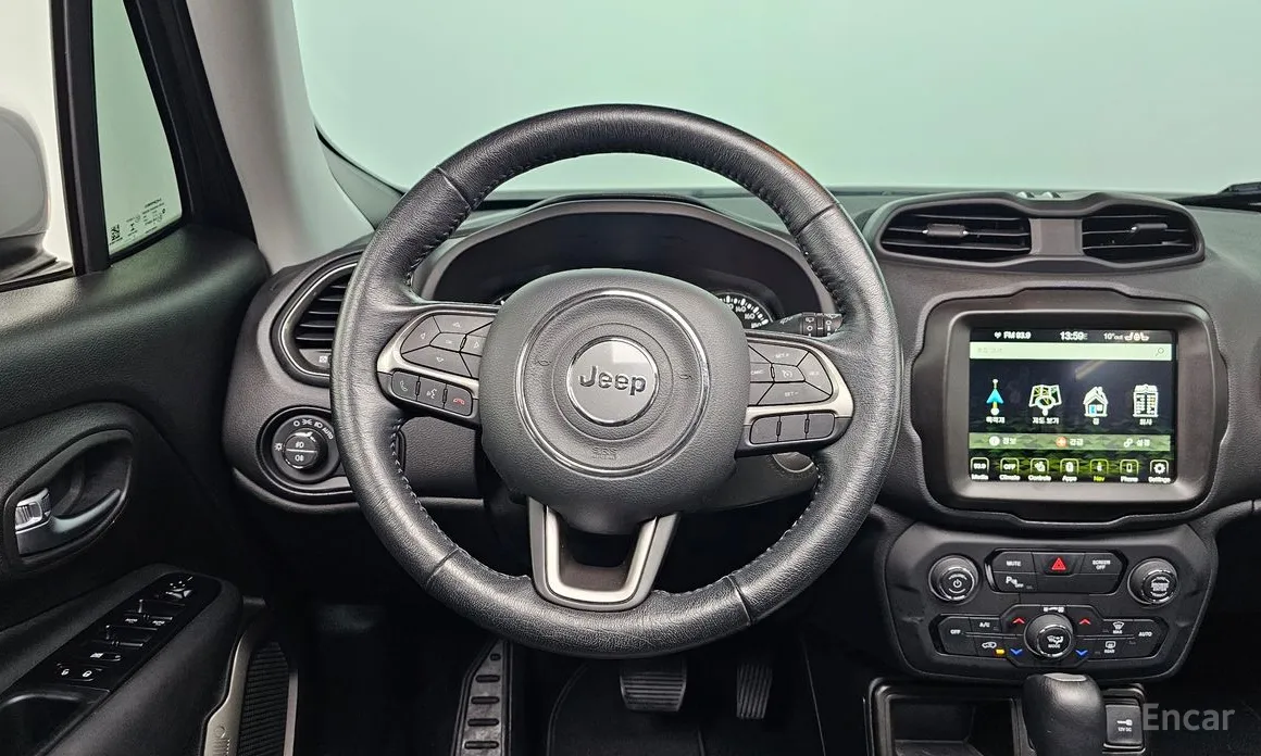 Фото 13 - Jeep Renegade